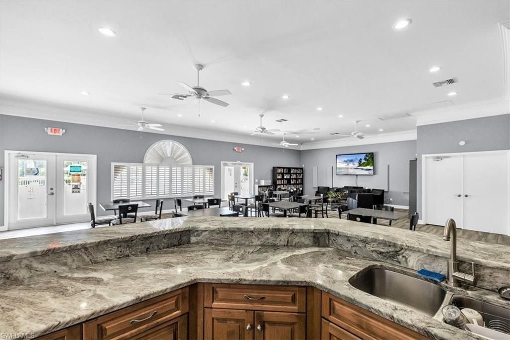 8145 Breton Cir, Fort Myers, FL 33912 Photo