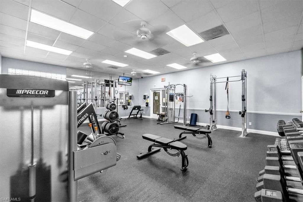 8145 Breton Cir, Fort Myers, FL 33912 Photo