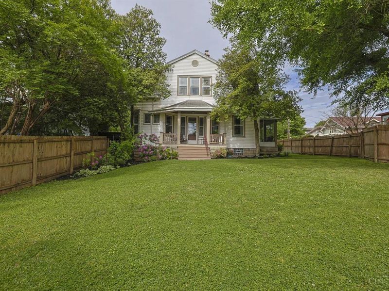 5721 Hamilton Avenue, Cincinnati, OH 45224 Photo 2