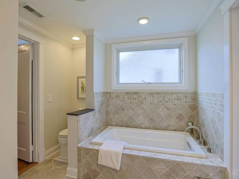 1308 Edwards Road, Cincinnati, OH 45208 Photo 29