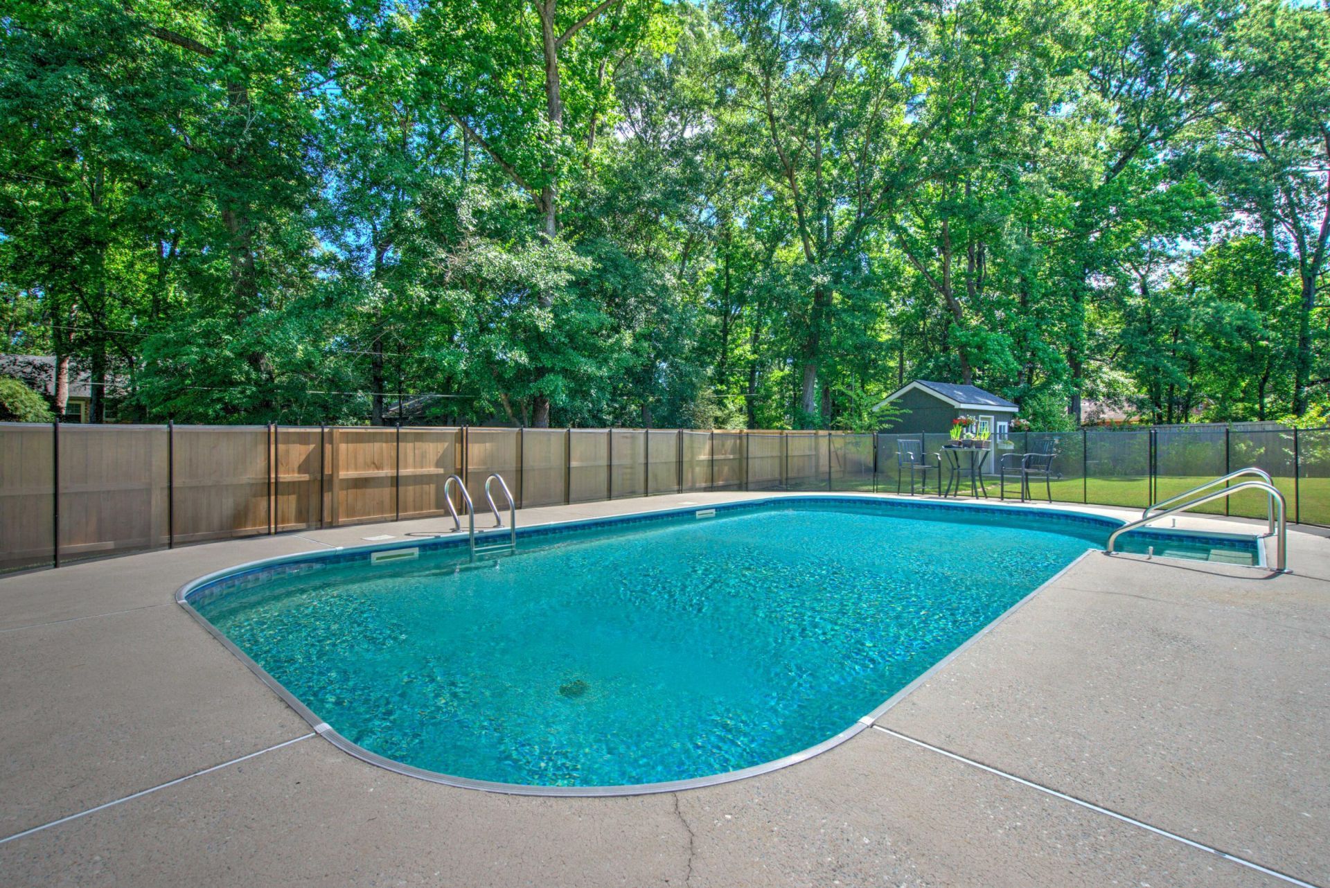 107 Stratford Drive Photo 7