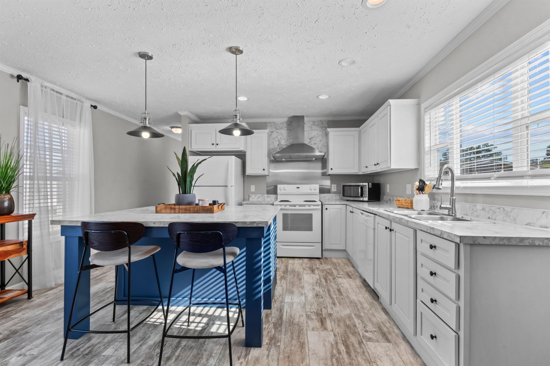 108 Shetland Woods Dr. Photo 11