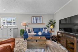 108 Shetland Woods Dr. photo 4