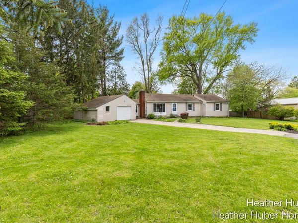 914 Foster Court NE, Grand Rapids, MI 49505