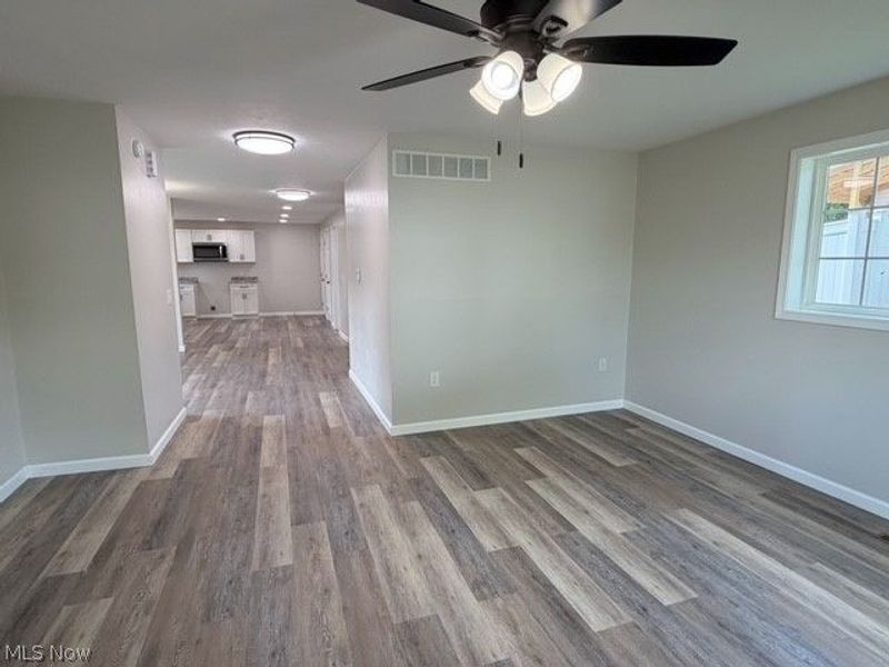 2236 Main Street , Midvale, OH 44653 Photo 8