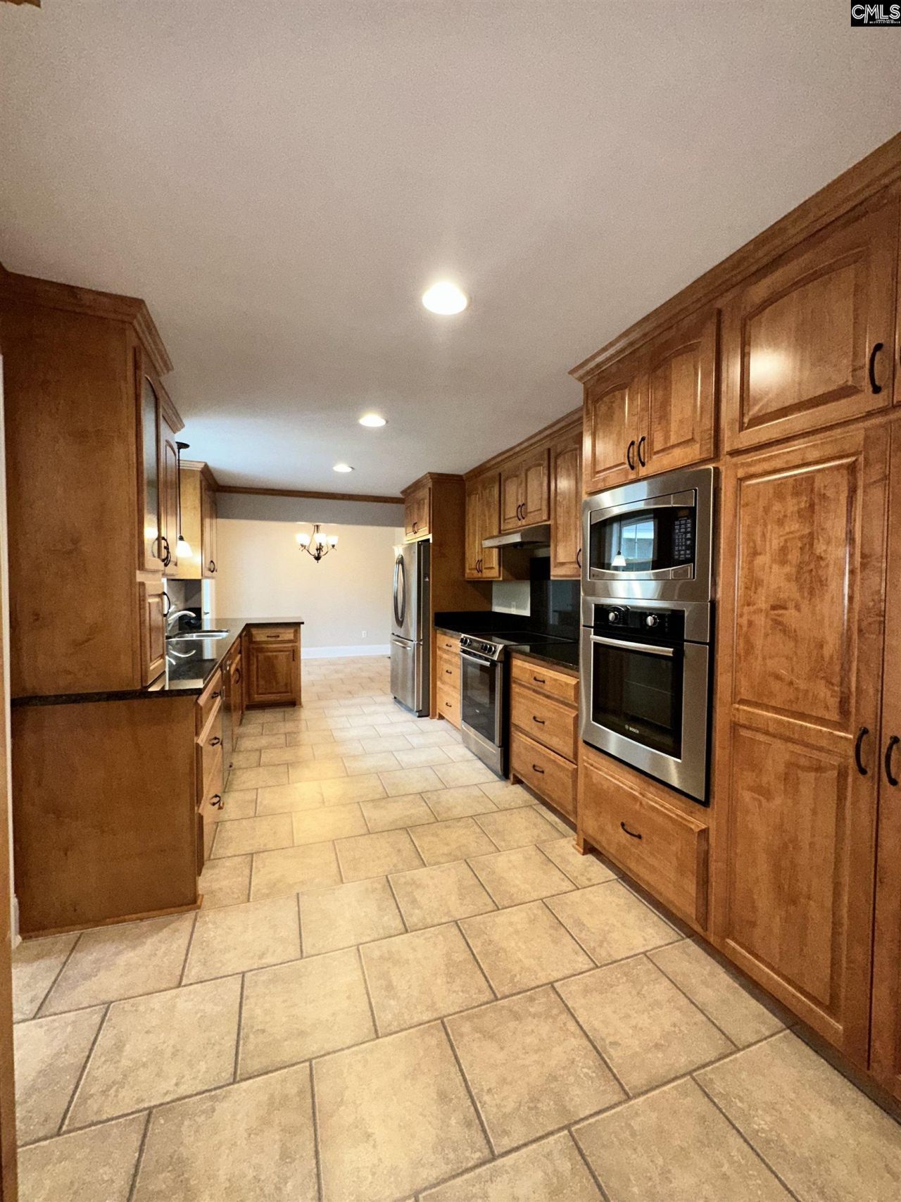 476 Brooks Avenue  Photo 17