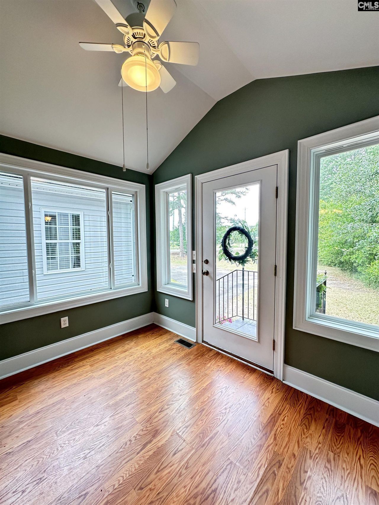 476 Brooks Avenue  Photo 33