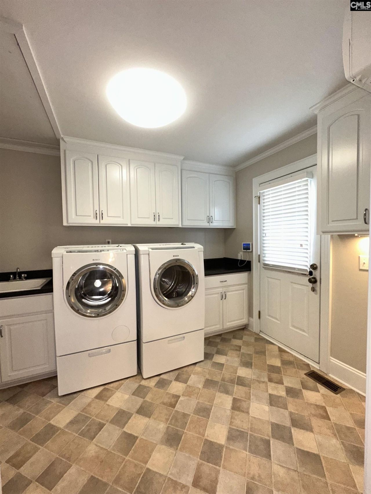 476 Brooks Avenue  Photo 37