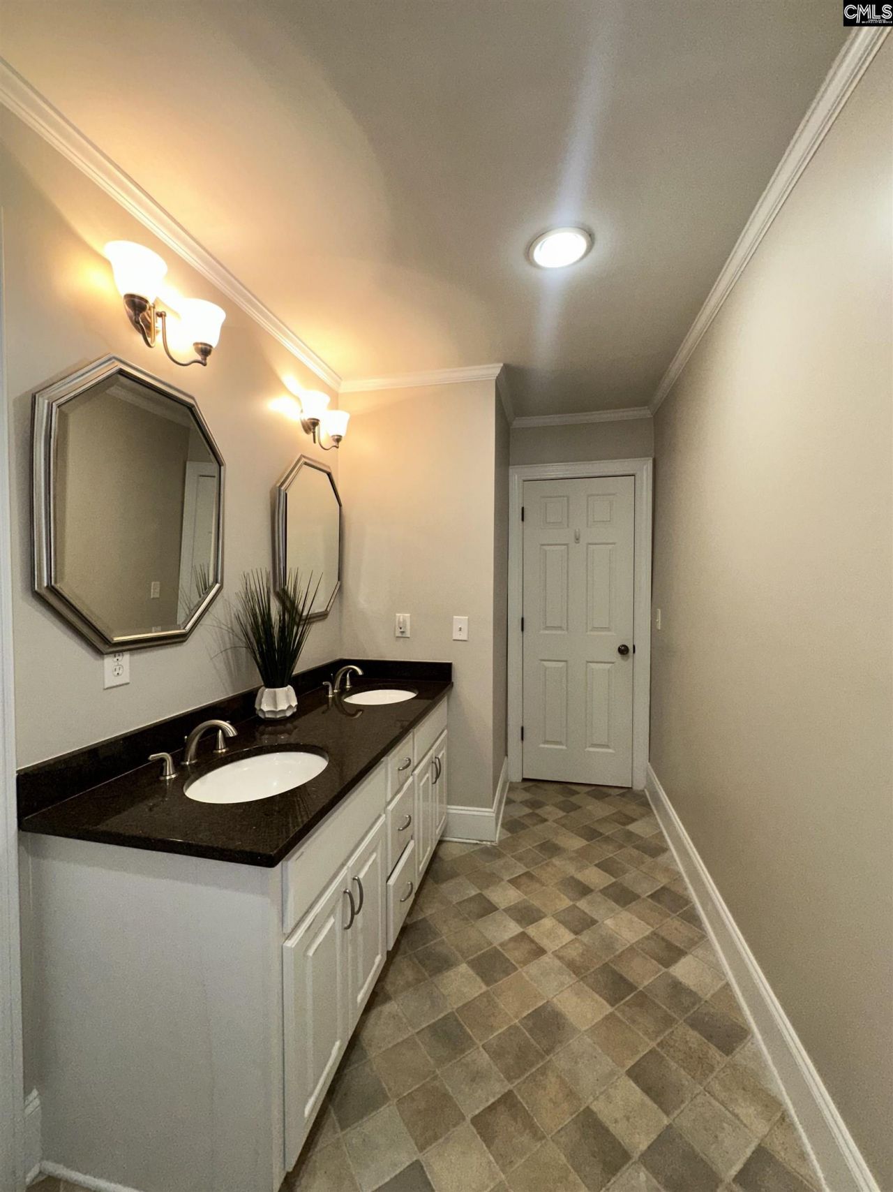 476 Brooks Avenue  Photo 45