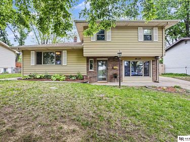 3629 S 75th Street , Omaha, NE 68124