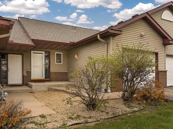 718 10th Street SW, Pine Island, MN 55963