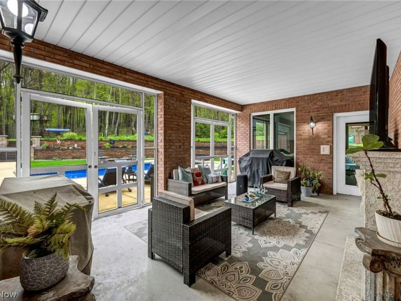885 McKee Trail, Hinckley, OH 44233 Photo 10