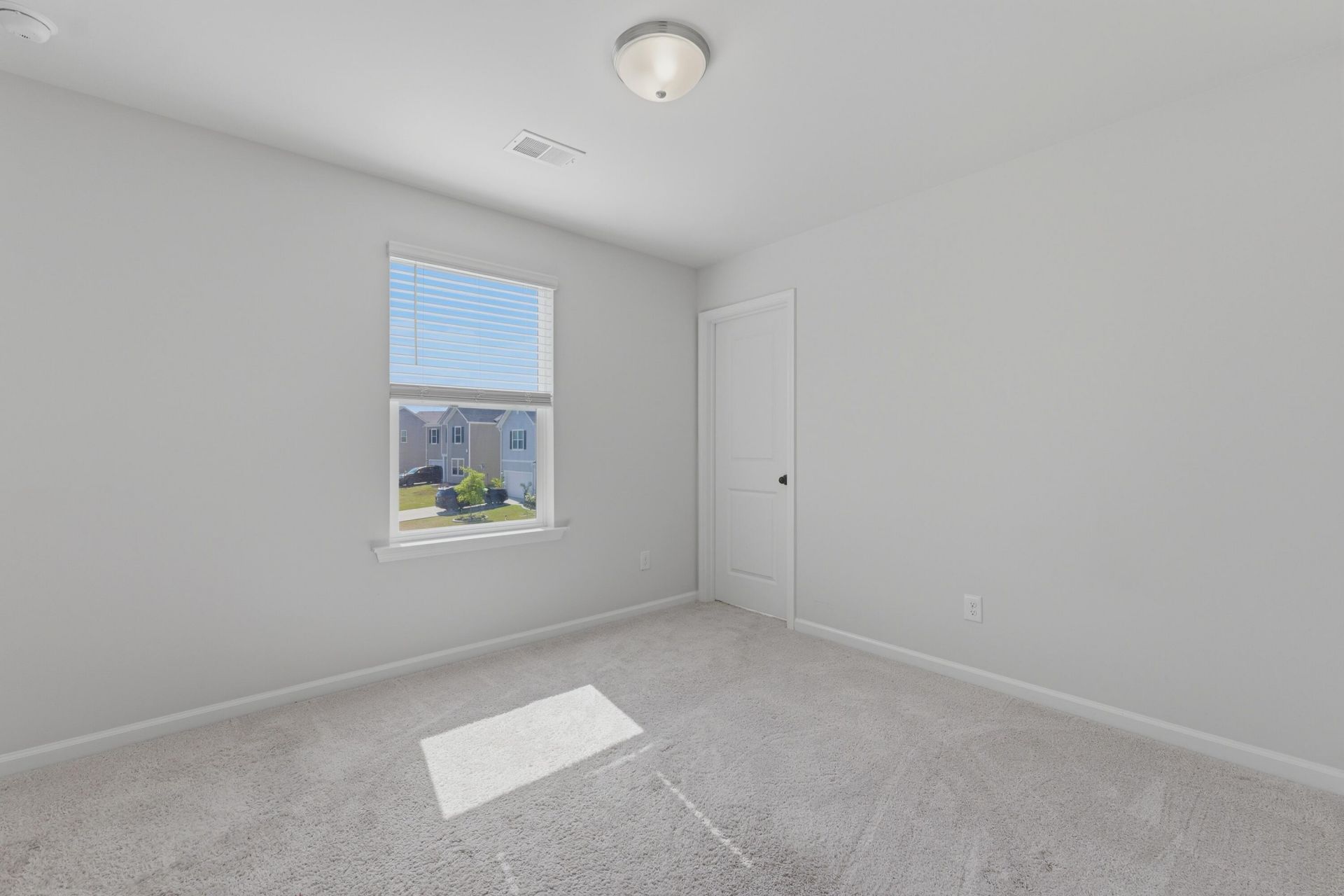 220 Cypress Plantation Road Photo 33