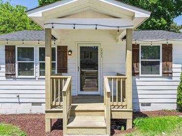 221 Turner Street, Holly Springs, NC 27540