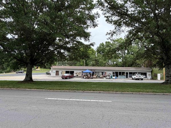 520 E GRAND Avenue, Hot Springs, AR 71901