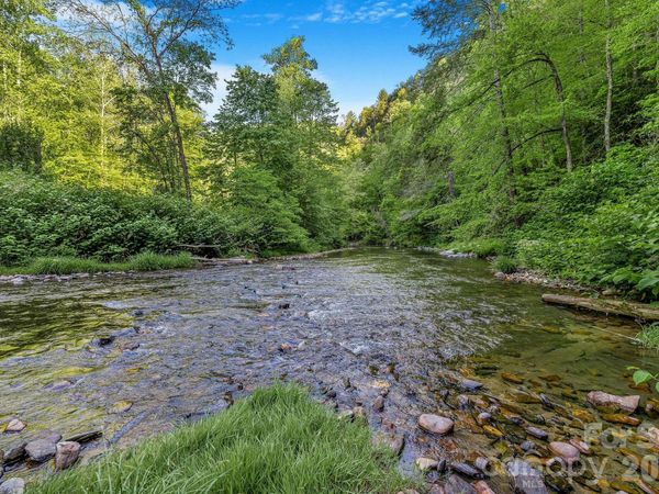 31 Caddis Court, Marshall, NC 28753