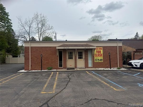 18769 Farmington Road , Livonia, MI 48152