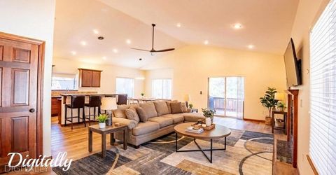 757 San Francisco Avenue, South Lake Tahoe, CA 96150 Photo