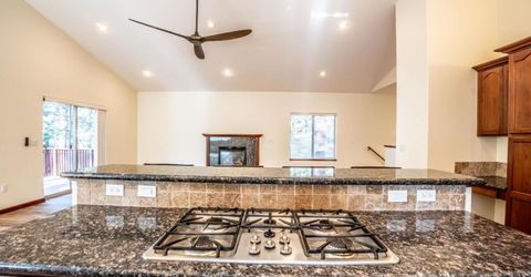 757 San Francisco Avenue, South Lake Tahoe, CA 96150 Photo