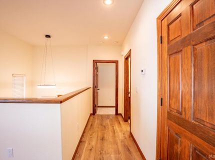 757 San Francisco Avenue, South Lake Tahoe, CA 96150 Photo