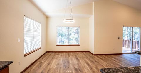 757 San Francisco Avenue, South Lake Tahoe, CA 96150 Photo