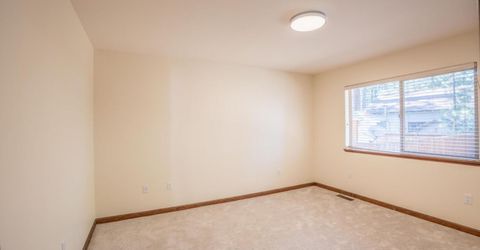 757 San Francisco Avenue, South Lake Tahoe, CA 96150 Photo