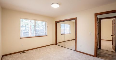 757 San Francisco Avenue, South Lake Tahoe, CA 96150 Photo
