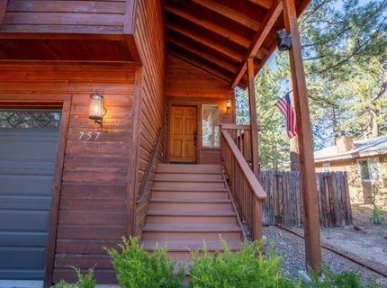 757 San Francisco Avenue, South Lake Tahoe, CA 96150 Photo