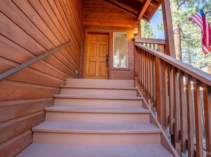 757 San Francisco Avenue, South Lake Tahoe, CA 96150 Photo