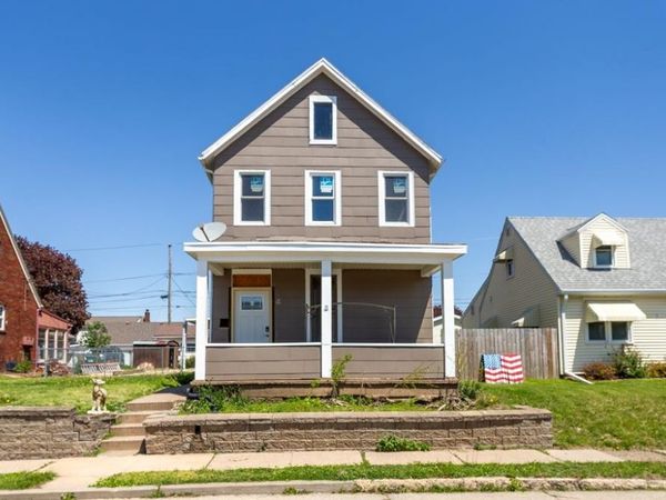 713 O'Neill Street, Dubuque, IA 52001