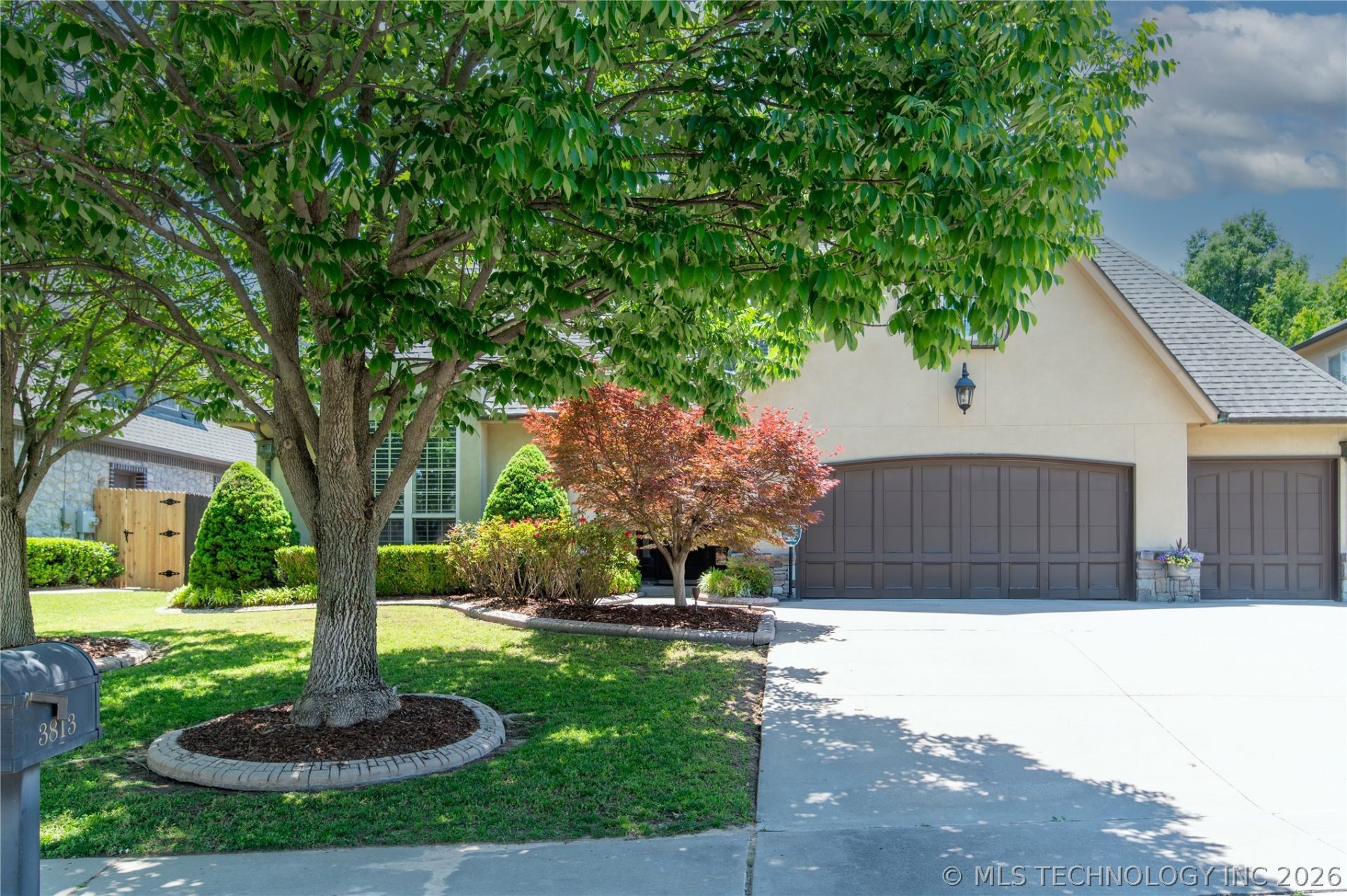 3813 W Broadway Street , Broken Arrow, OK 74012 Main Photo