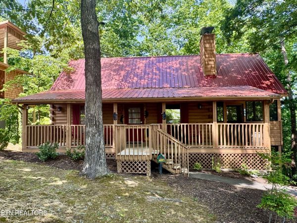856 Bear Run Way, Sevierville, TN 37862
