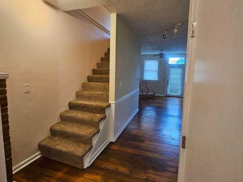1102-1104 Mount Pleasant Avenue , Columbus, OH 43201 Photo 6