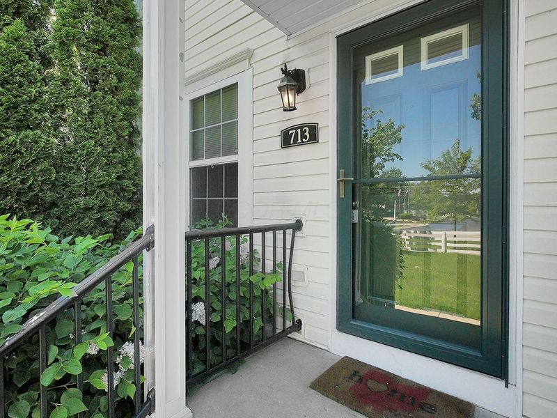 713 Lazelle Road , Westerville, OH 43081 Photo 3