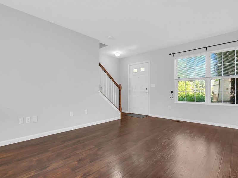 713 Lazelle Road , Westerville, OH 43081 Photo 6
