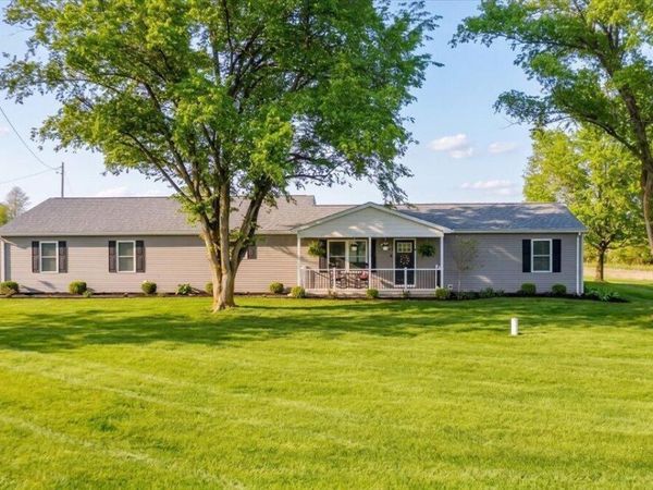 20126 Northwest Parkway , Marysville, OH 43040