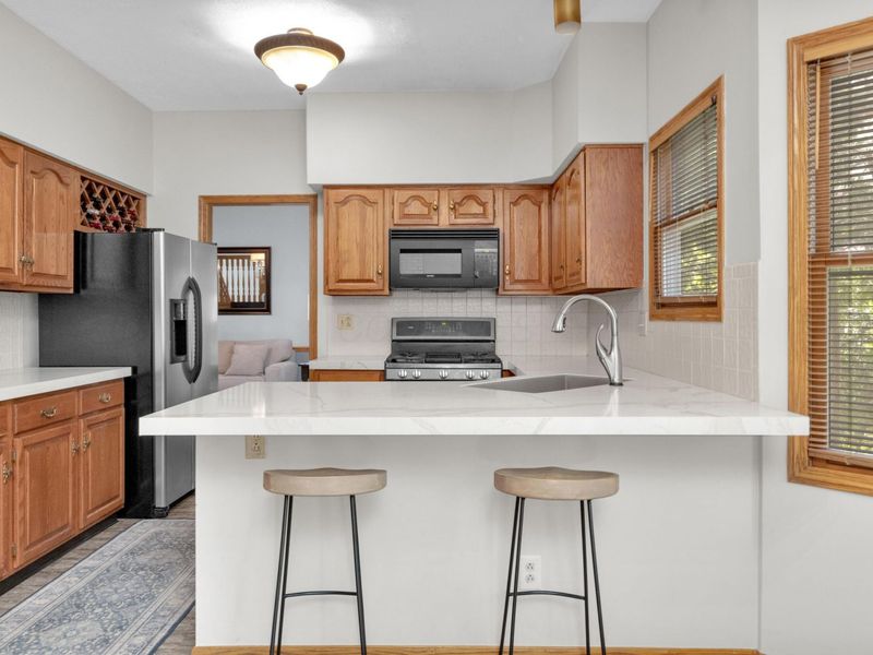 7753 Brandonway Drive , Dublin, OH 43017 Photo 6