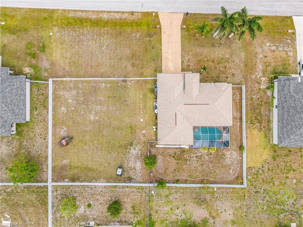 2216 NE 7th Pl , Cape Coral, FL 33909 Photo
