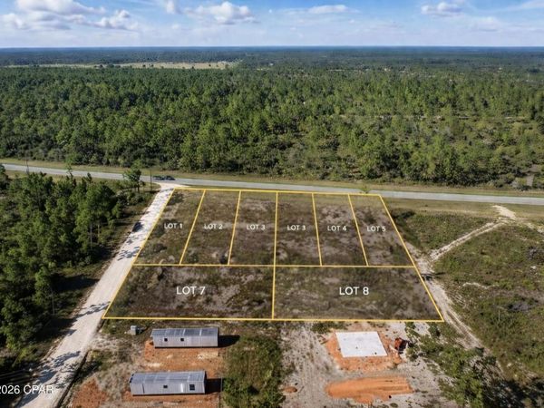 1975 NW County Road 274 , Fountain, FL 32438