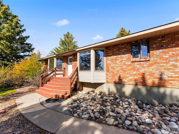 6685 E Iona Road, IDAHO FALLS, ID 83401