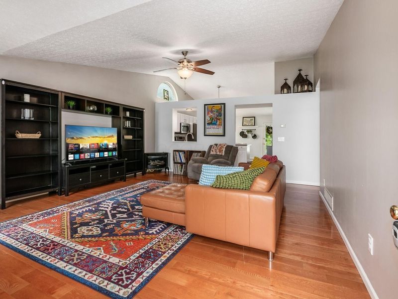 8466 Squad Drive, Galloway, OH 43119 Photo 4