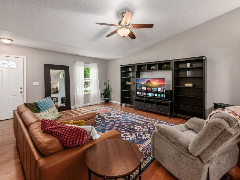 8466 Squad Drive, Galloway, OH 43119 Photo 6