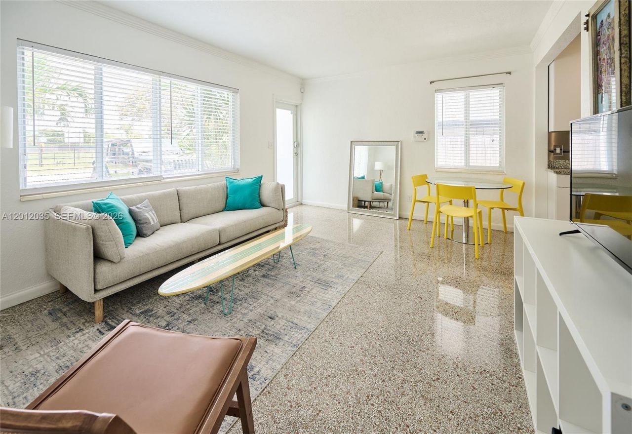 532 NE 16th Ct , Fort Lauderdale, FL 33305 Photo