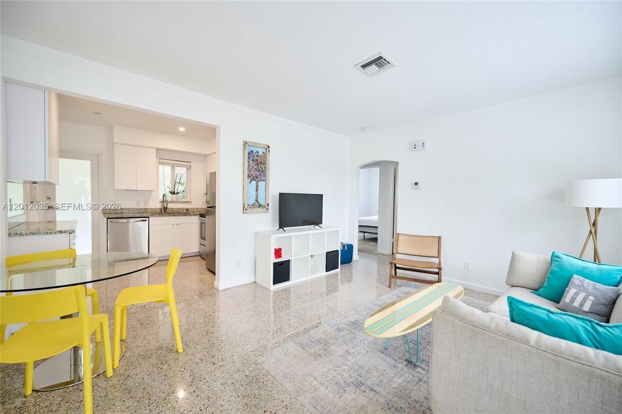 532 NE 16th Ct , Fort Lauderdale, FL 33305 Photo