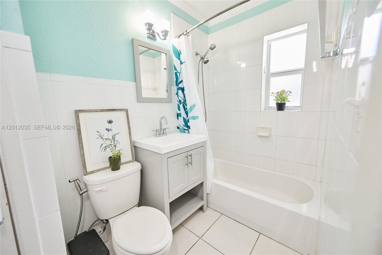 532 NE 16th Ct , Fort Lauderdale, FL 33305 Photo