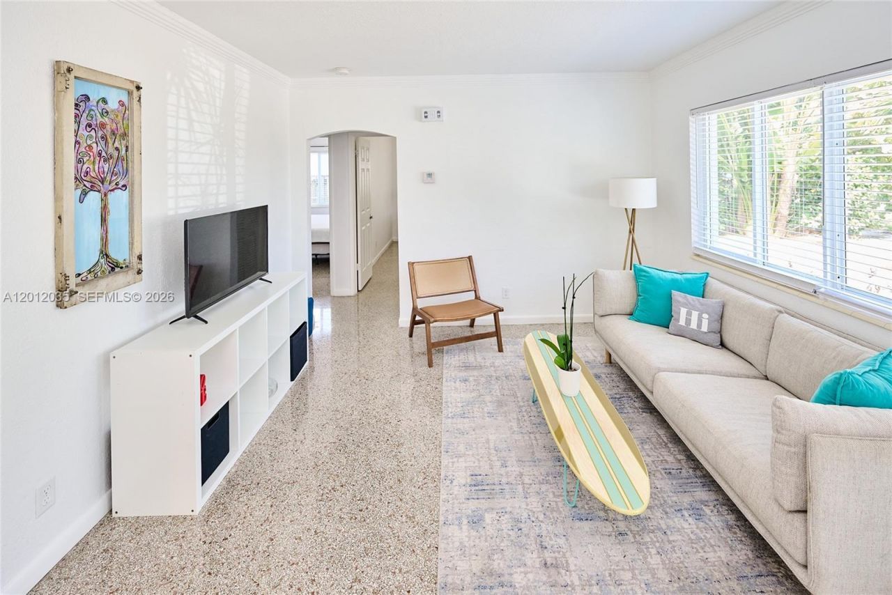532 NE 16th Ct , Fort Lauderdale, FL 33305 Photo