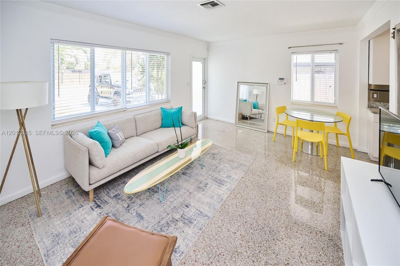 532 NE 16th Ct , Fort Lauderdale, FL 33305 Photo