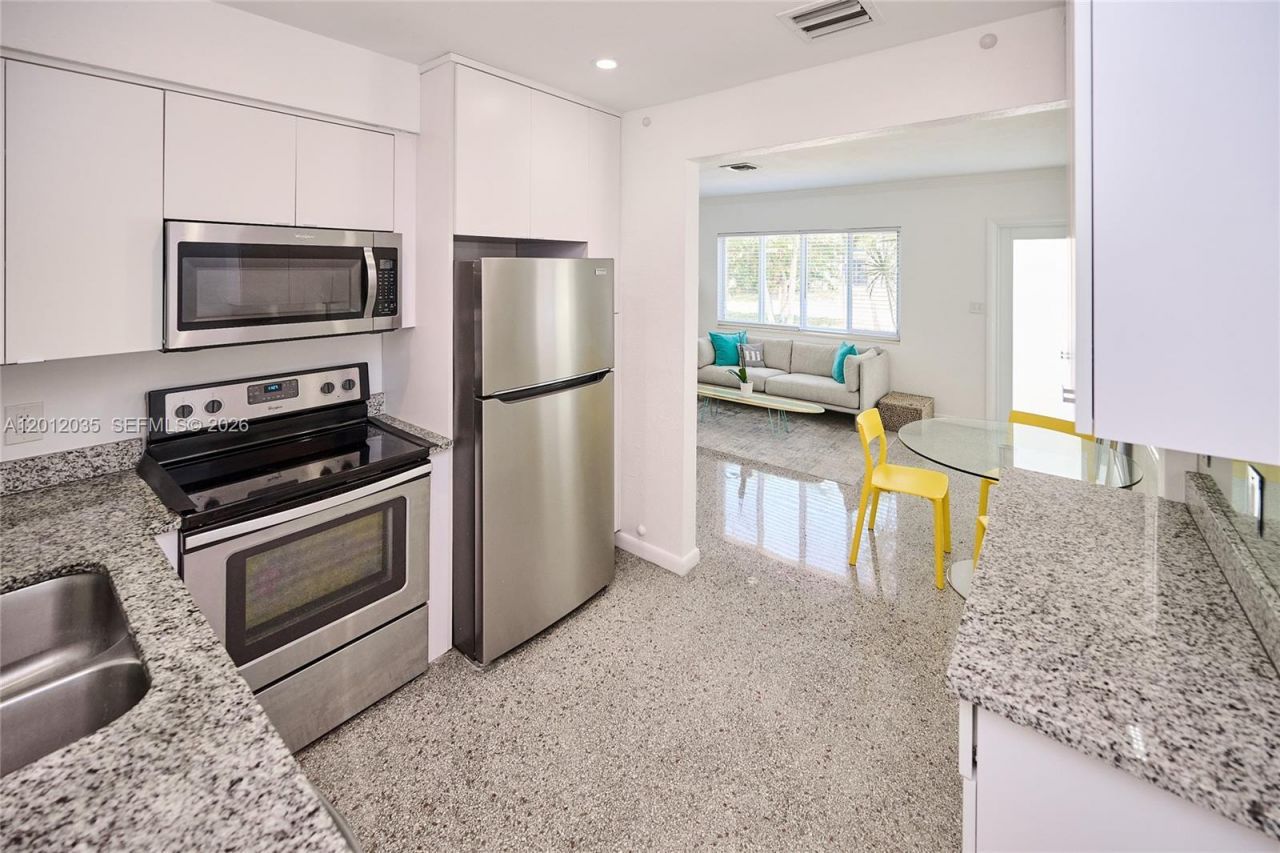 532 NE 16th Ct , Fort Lauderdale, FL 33305 Photo