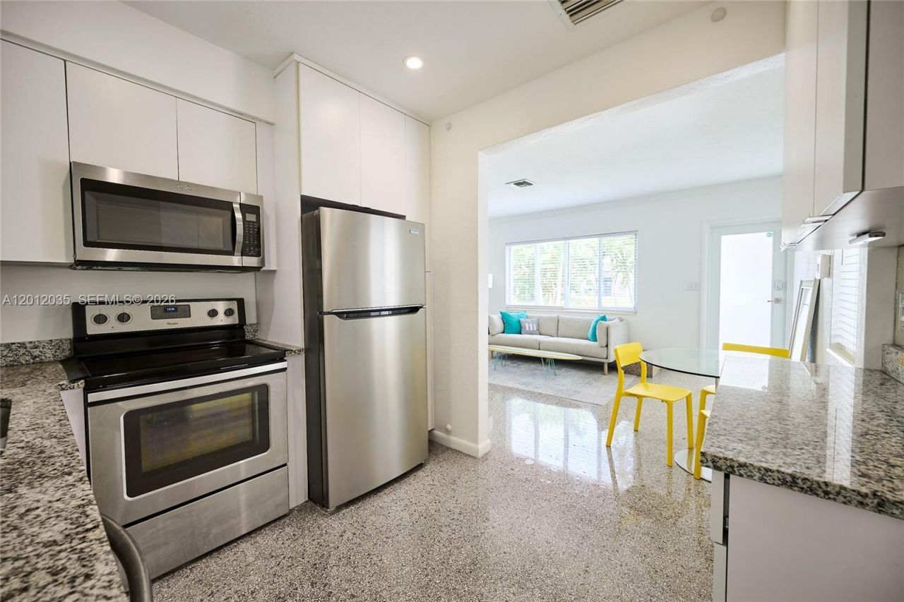 532 NE 16th Ct , Fort Lauderdale, FL 33305 Photo