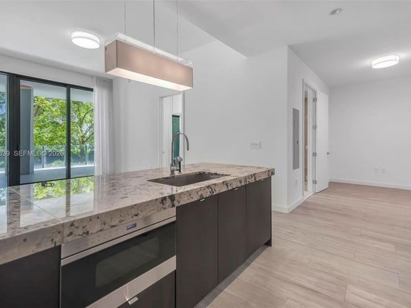 2831 S Bayshore Dr , Unit 402, Miami, FL 33133